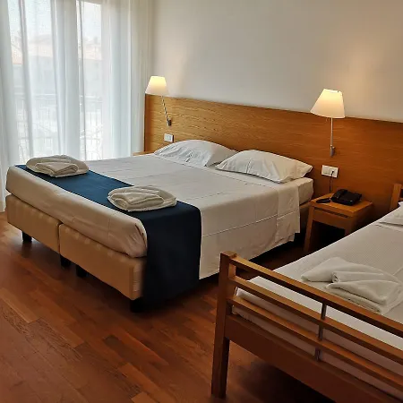 Lacroma Bio & Hotel