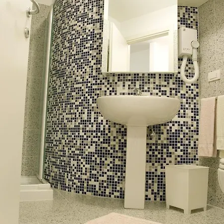 Hotel Lacroma Bio & 3*