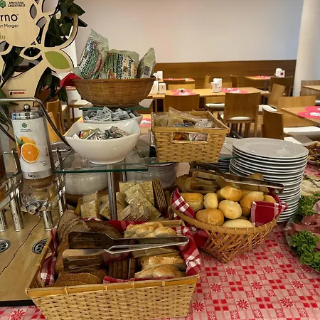 Hotel Lacroma Bio & 3*