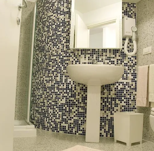 Hotel Lacroma Bio & 3*