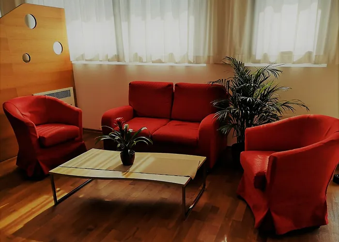 Hotel Lacroma Bio & 3*